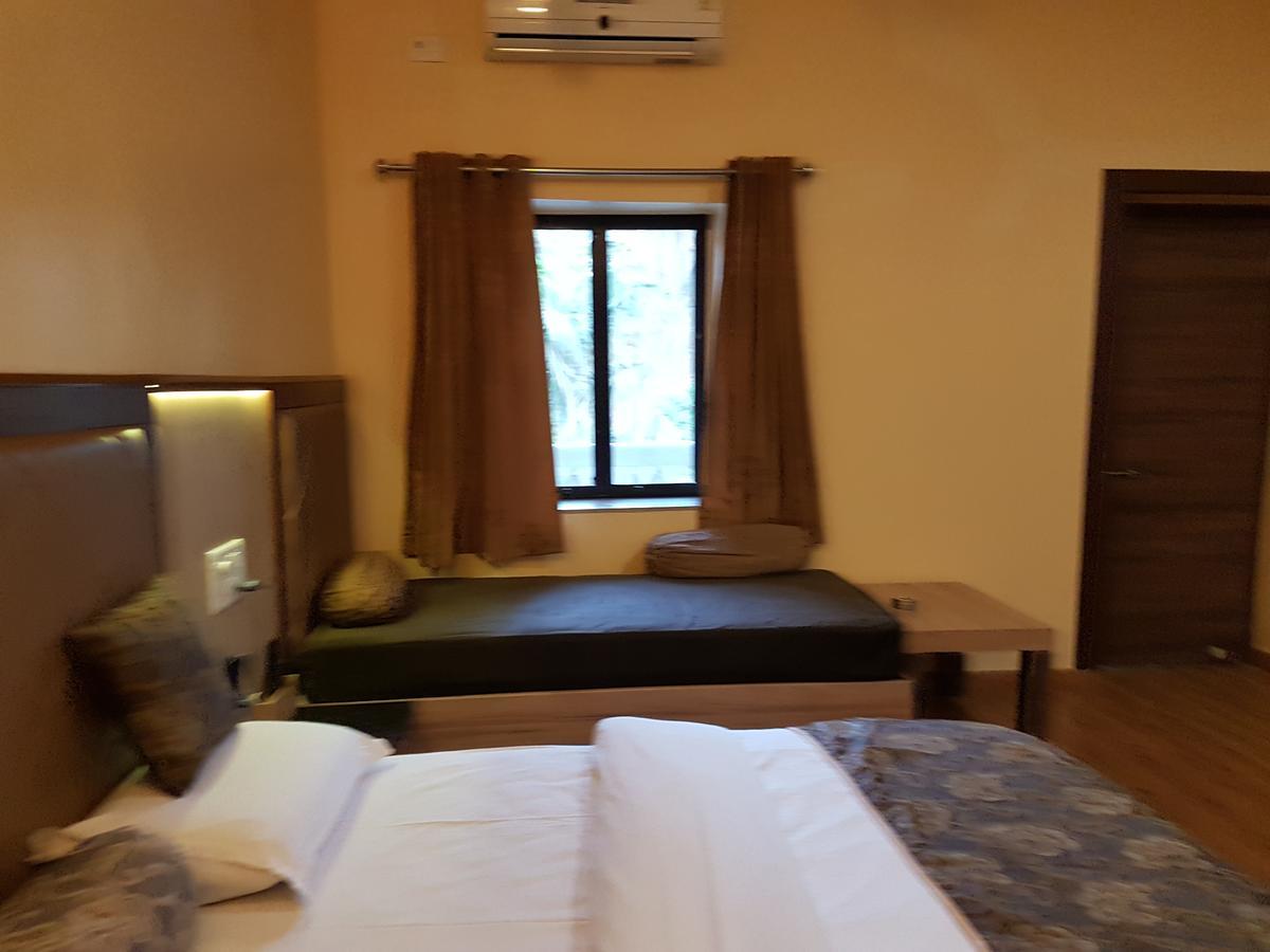 Hotel Savera Palace Mount Abu Dış mekan fotoğraf